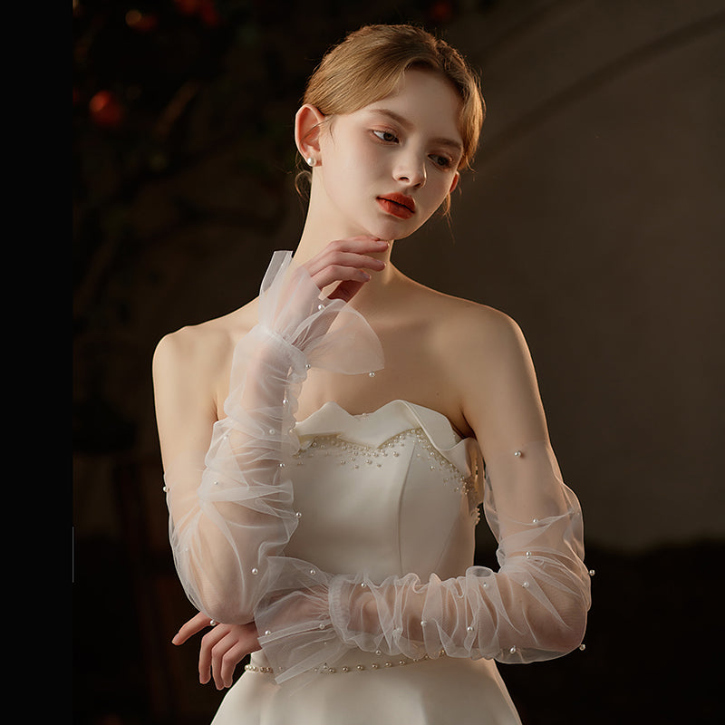 Duntery Long Tulle Bridal Gloves with Pearls