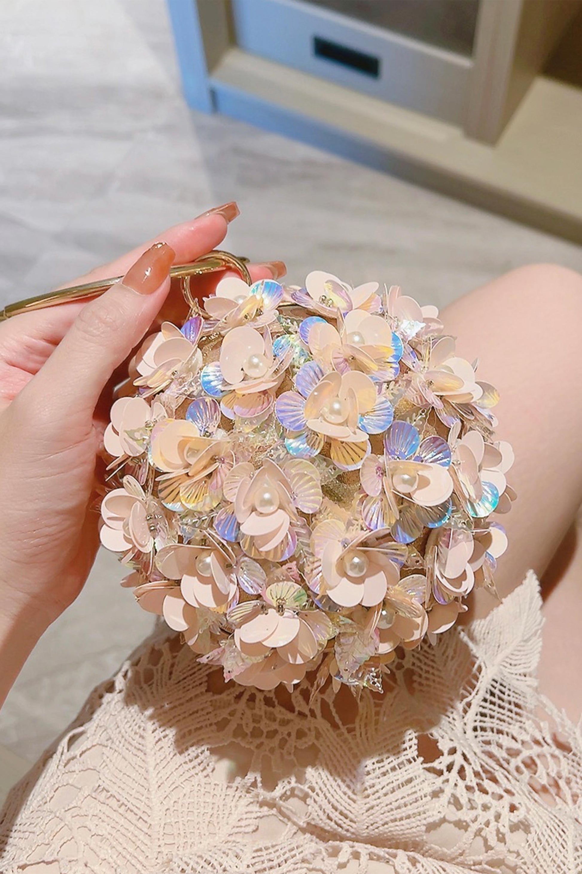 Flower Pearl Bracelet Ball Shape Bag – DUNTERY