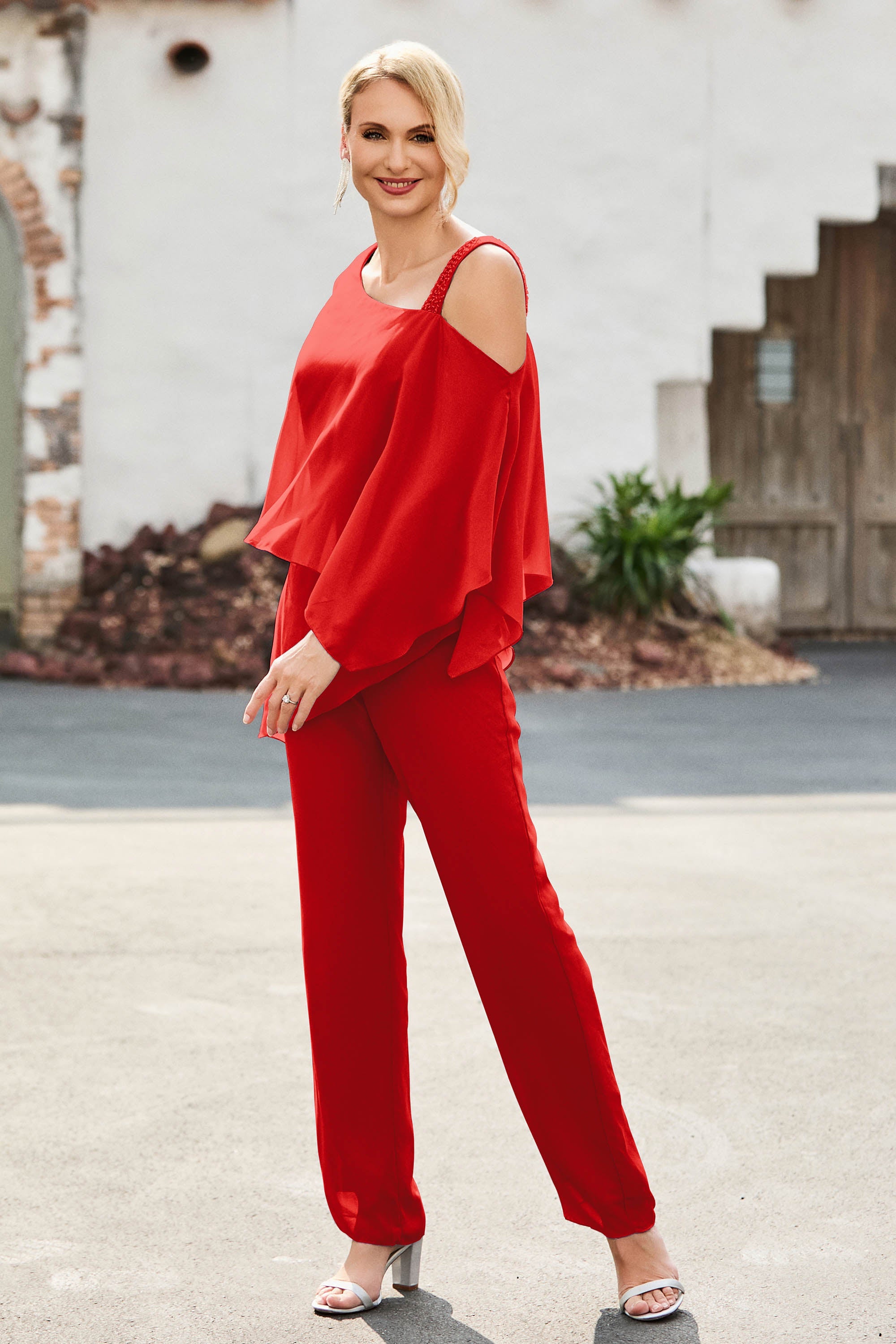 [Red]