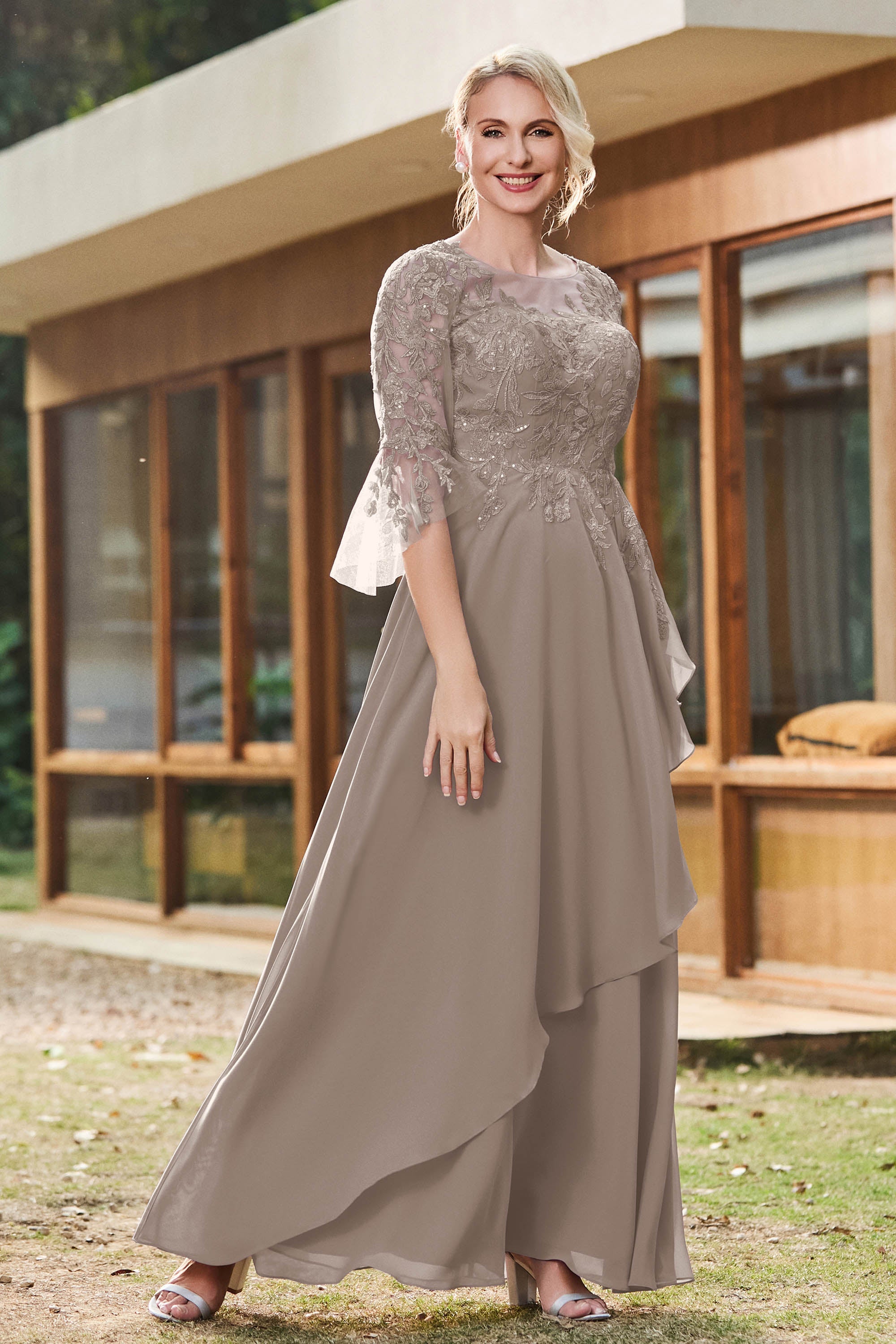 [Taupe]