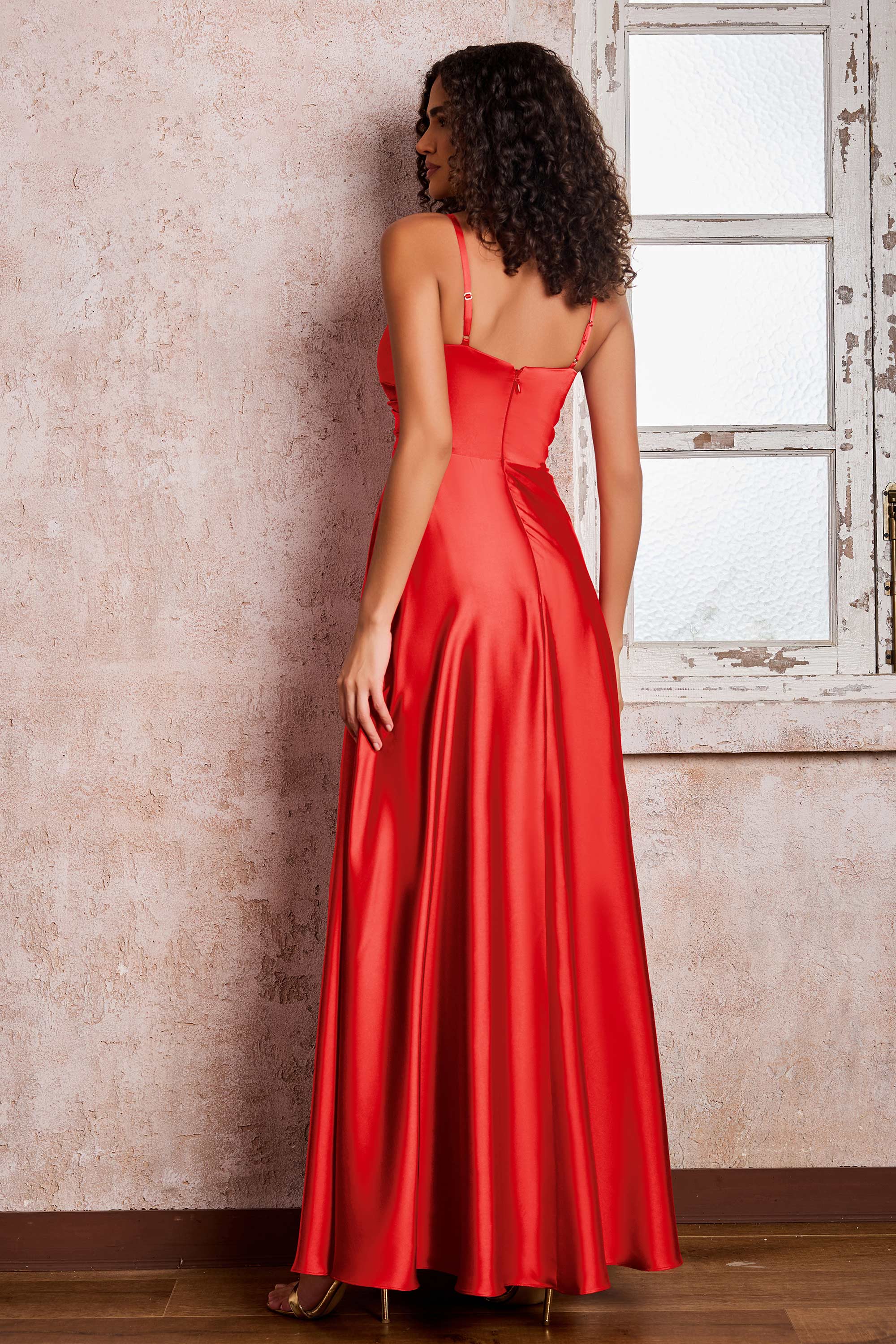 [Red]
