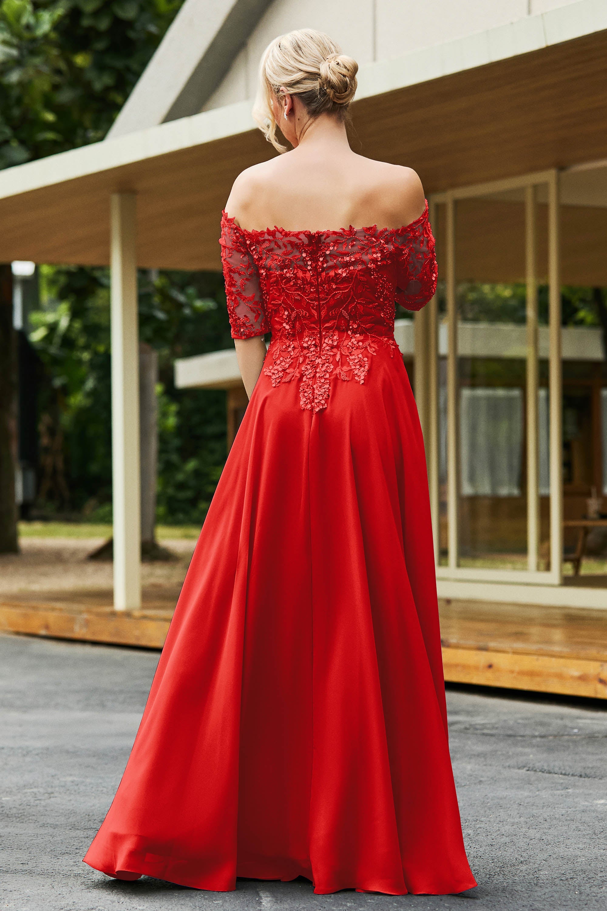 [Red]
