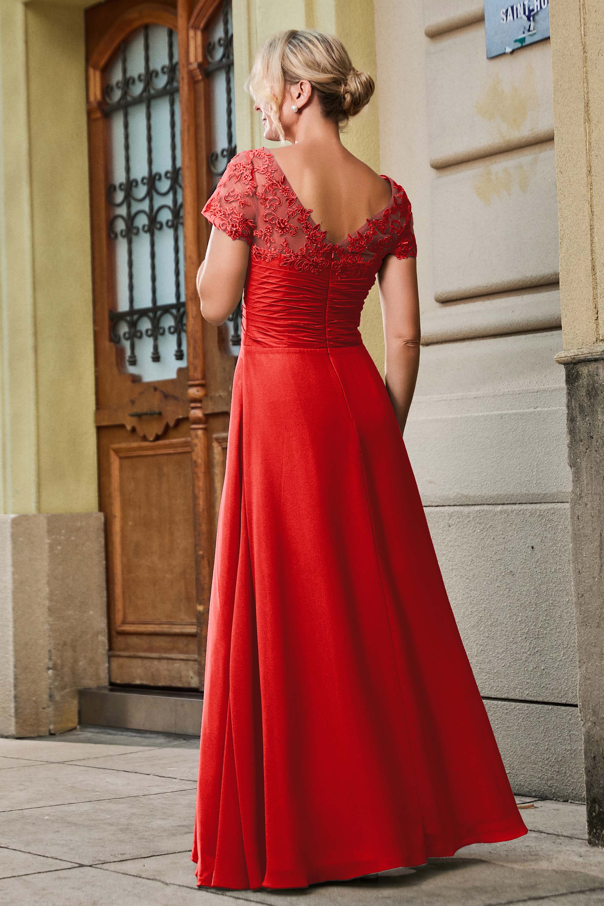 [Red]