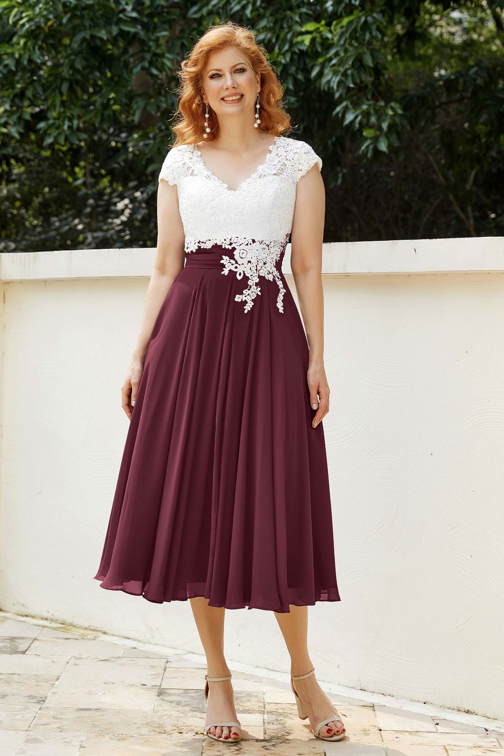 V Neck Lace Chiffon Tea-Length Dress – DUNTERY - Main Image