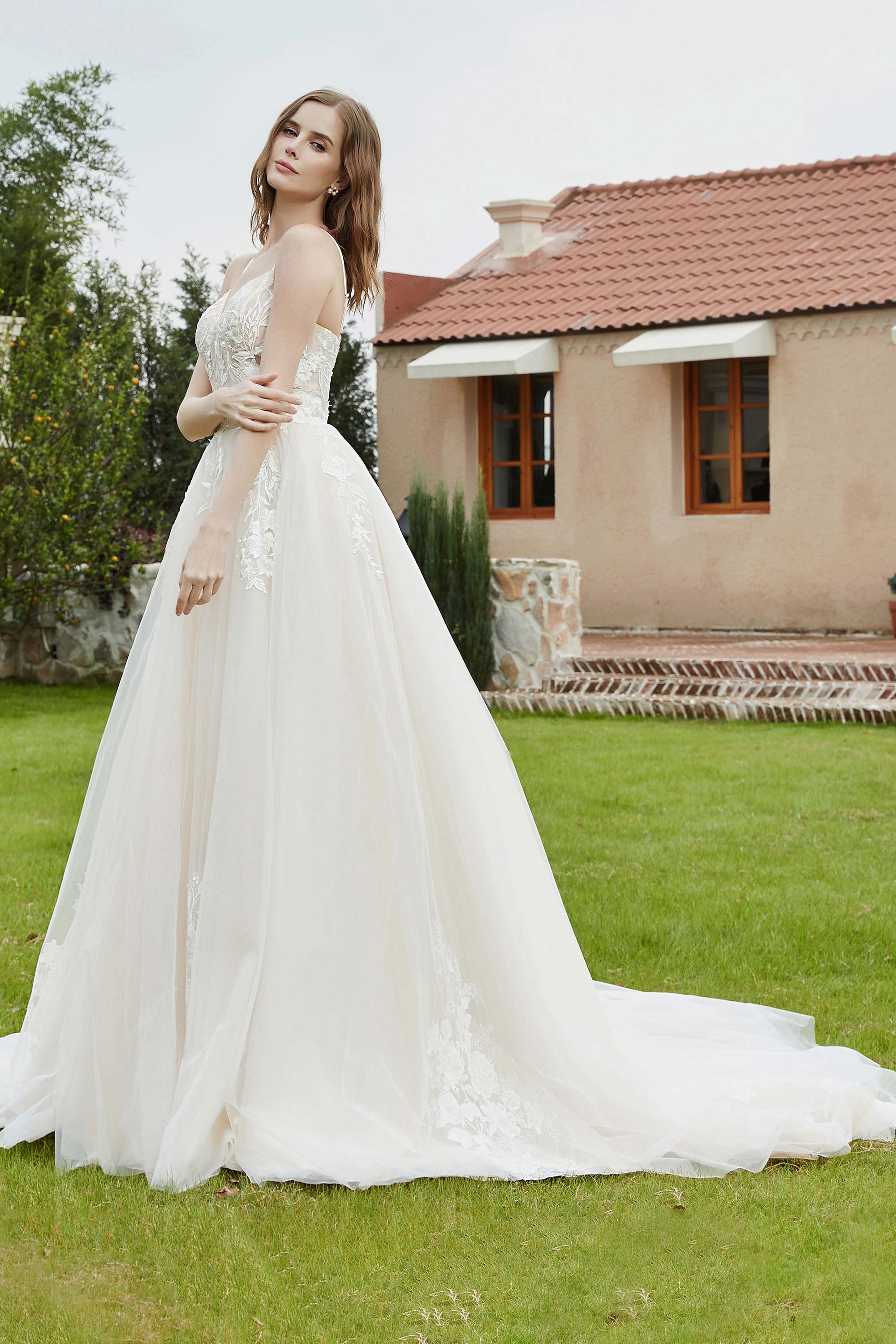 [Ivory/Champagne]