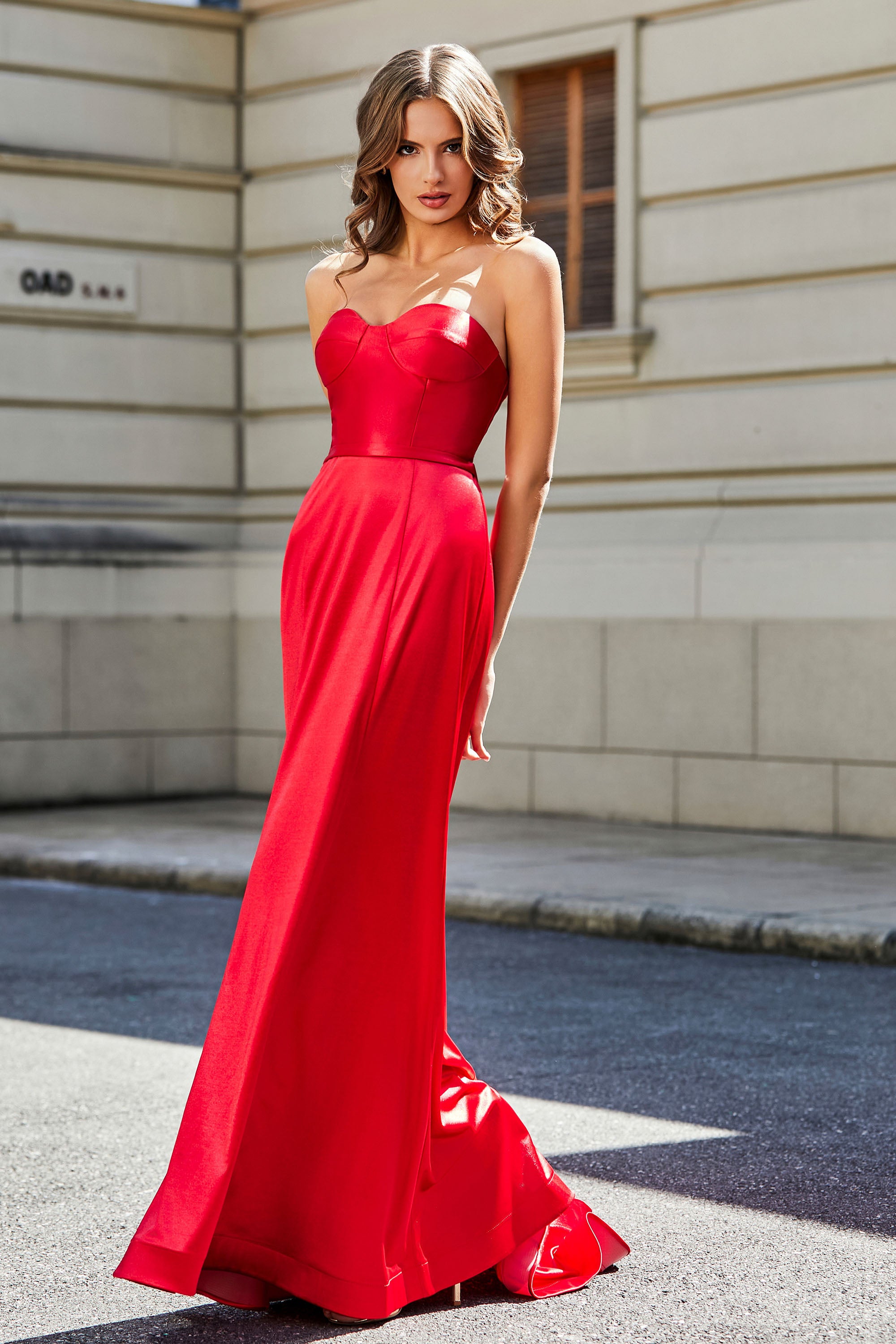 [Red]