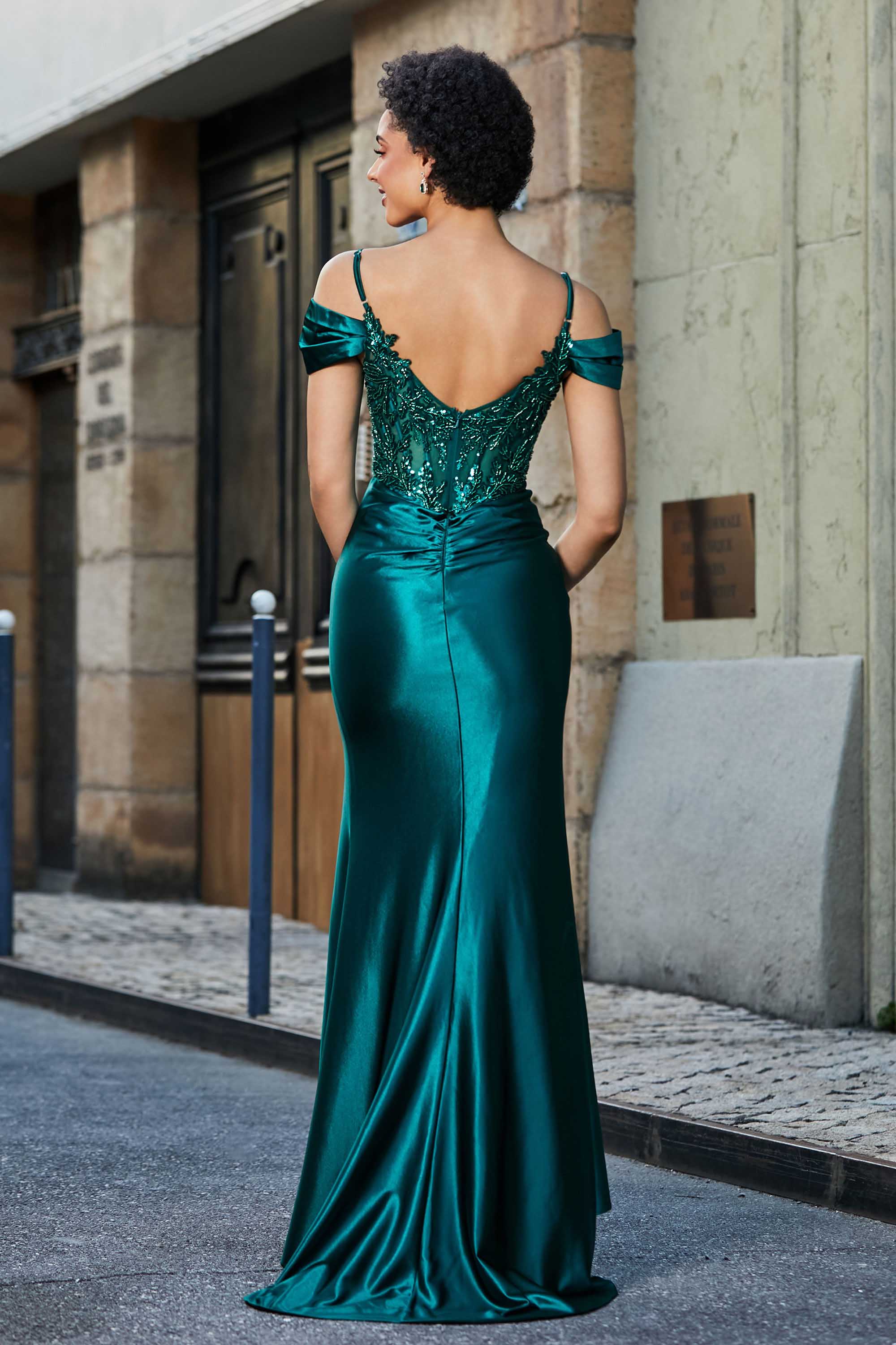 [Dark-Green]