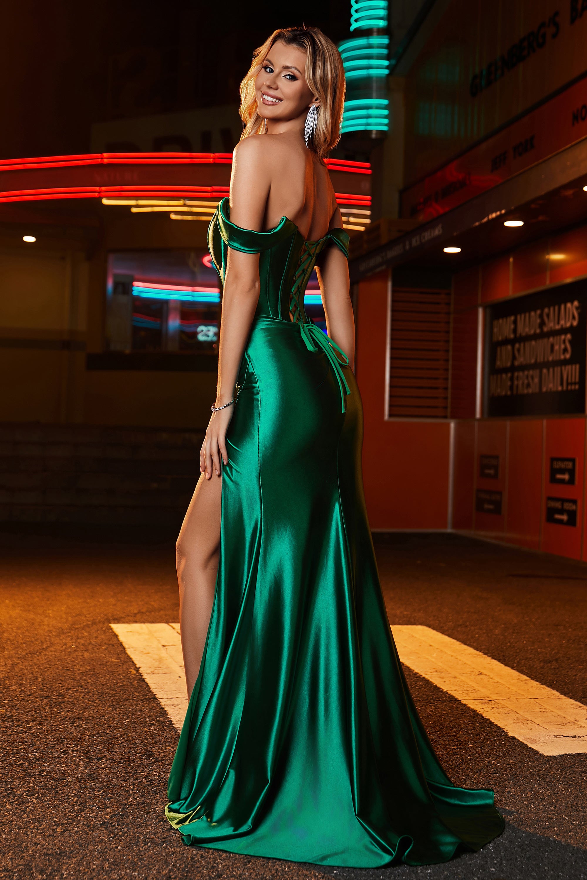 [Dark-Green]