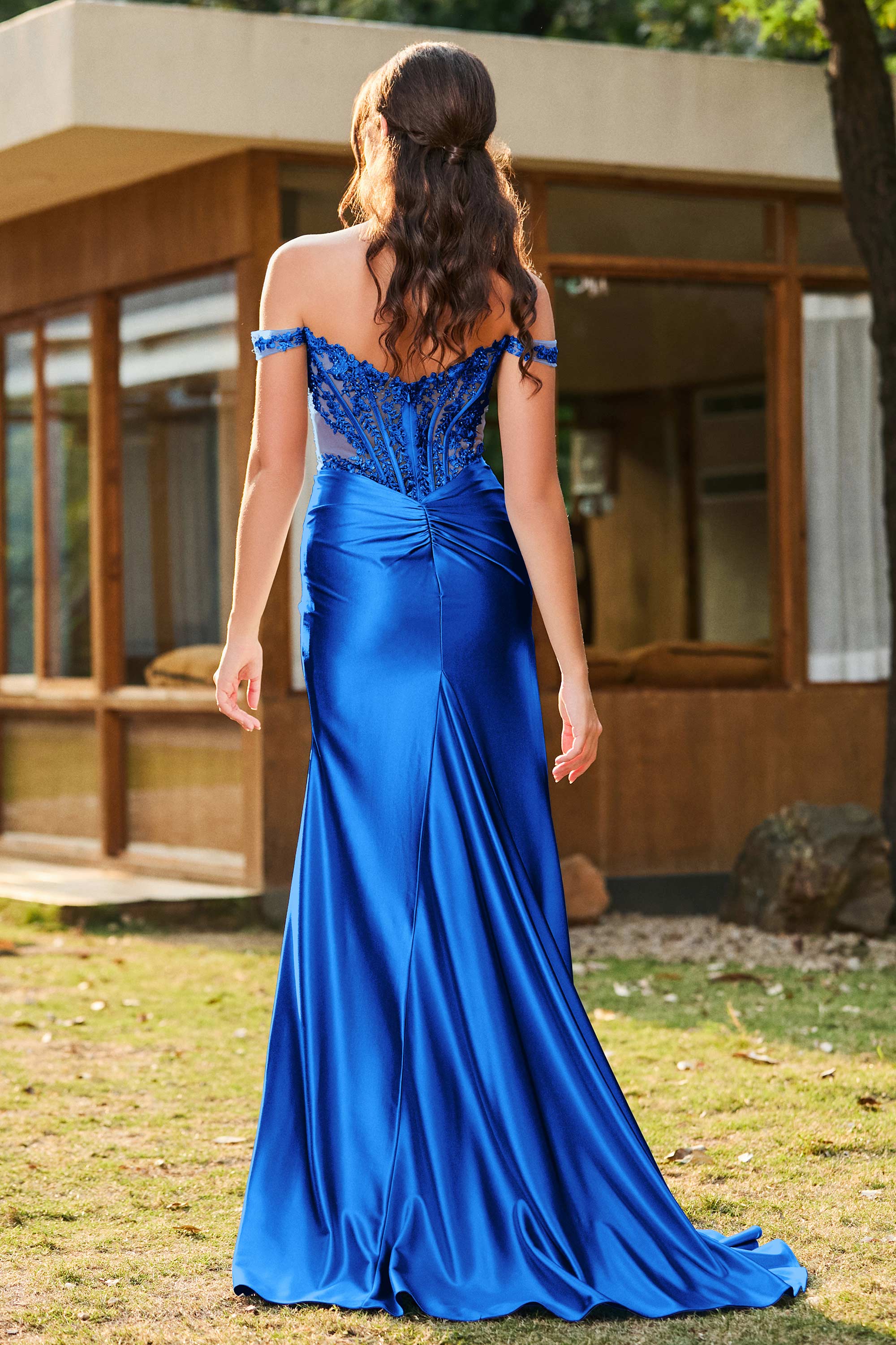 [Royal-Blue]