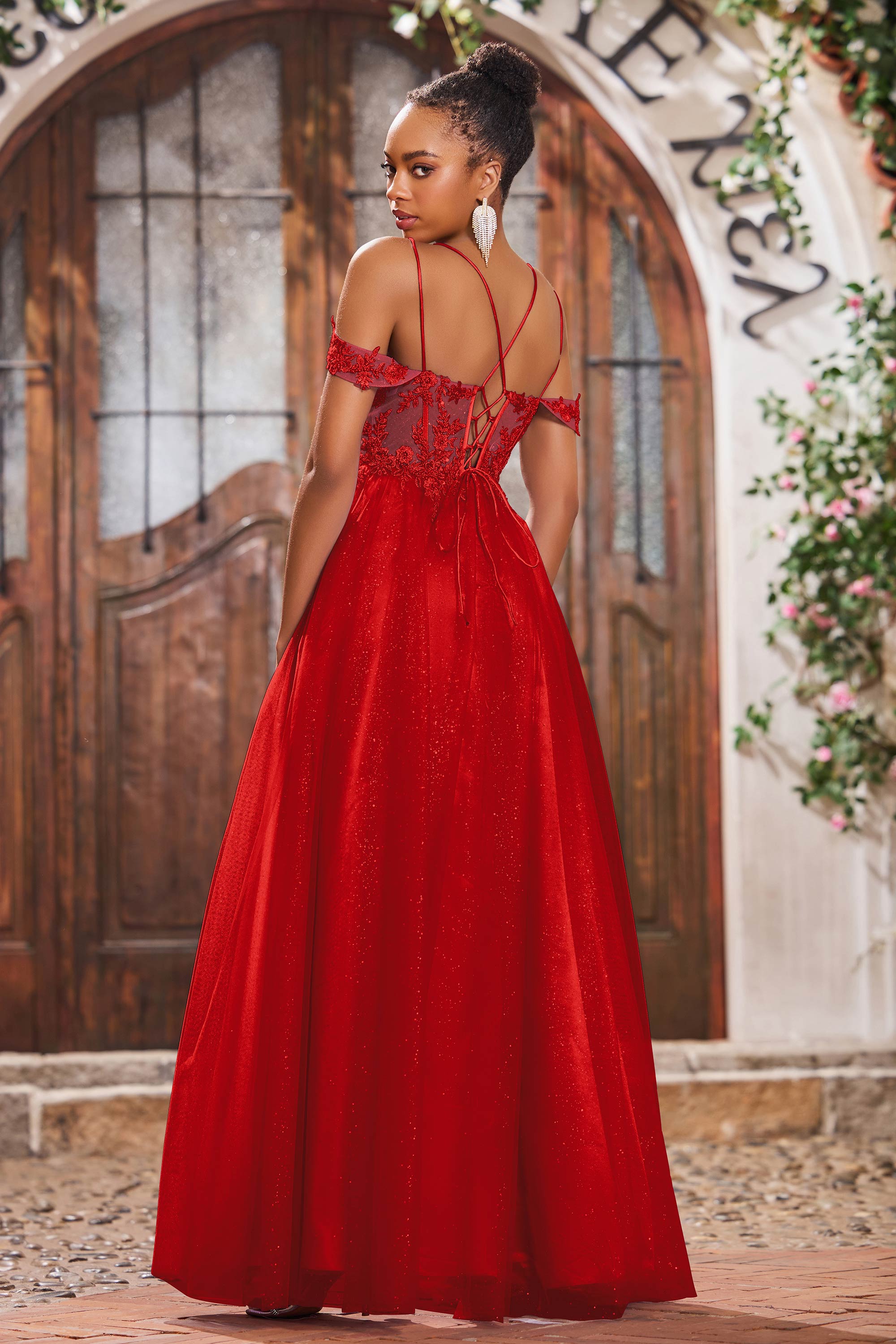 [Red]