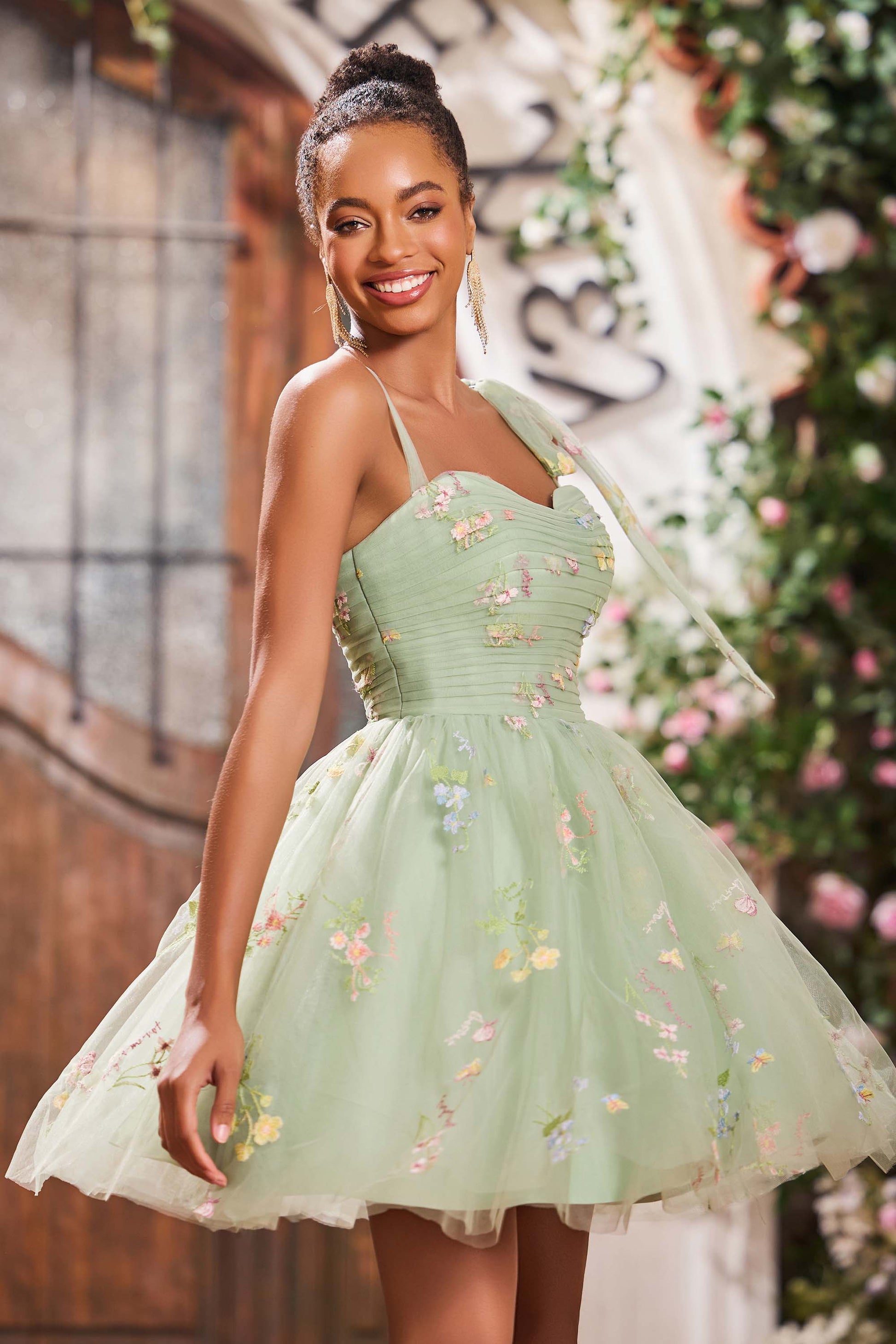 Duntery Pleated Applique Bow Straps A-Line Knee-Length Dresses