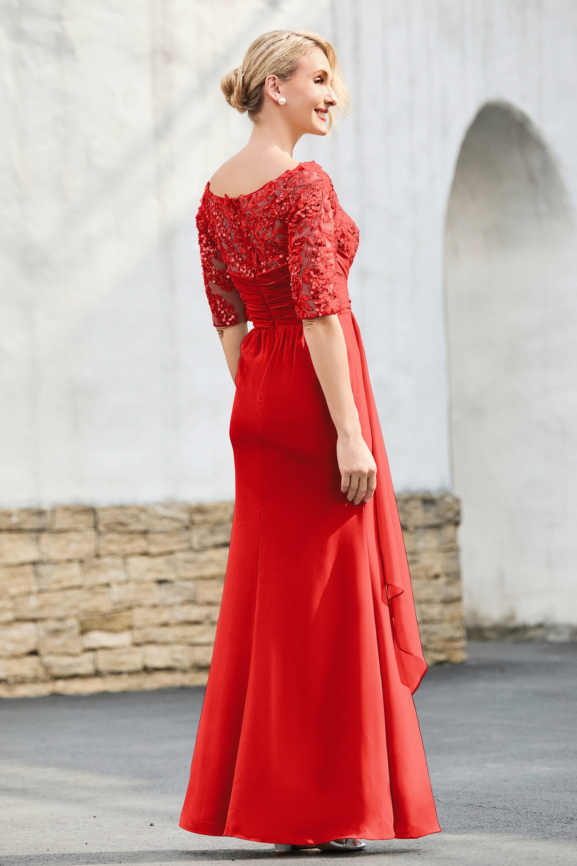 [Red]