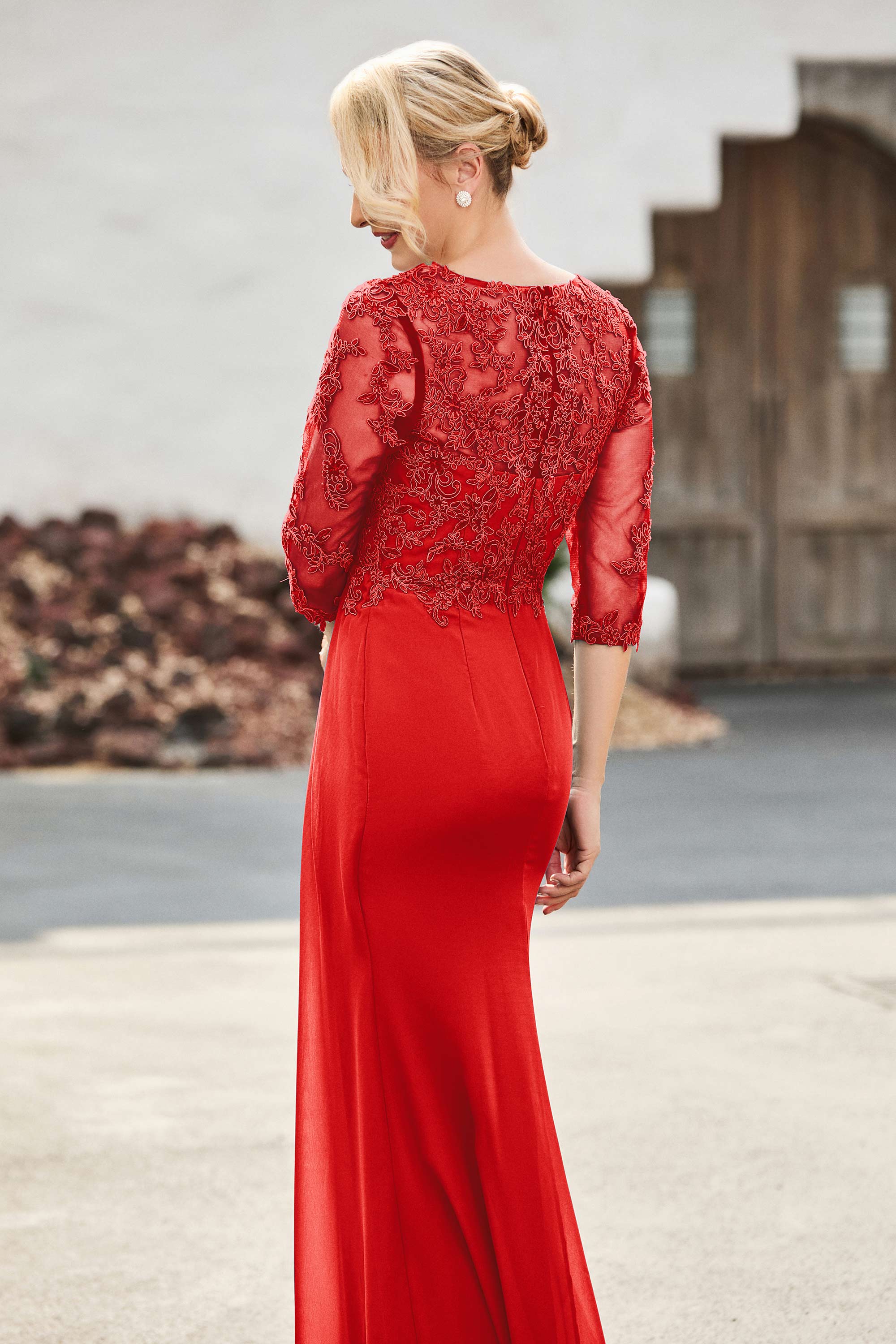 [Red]