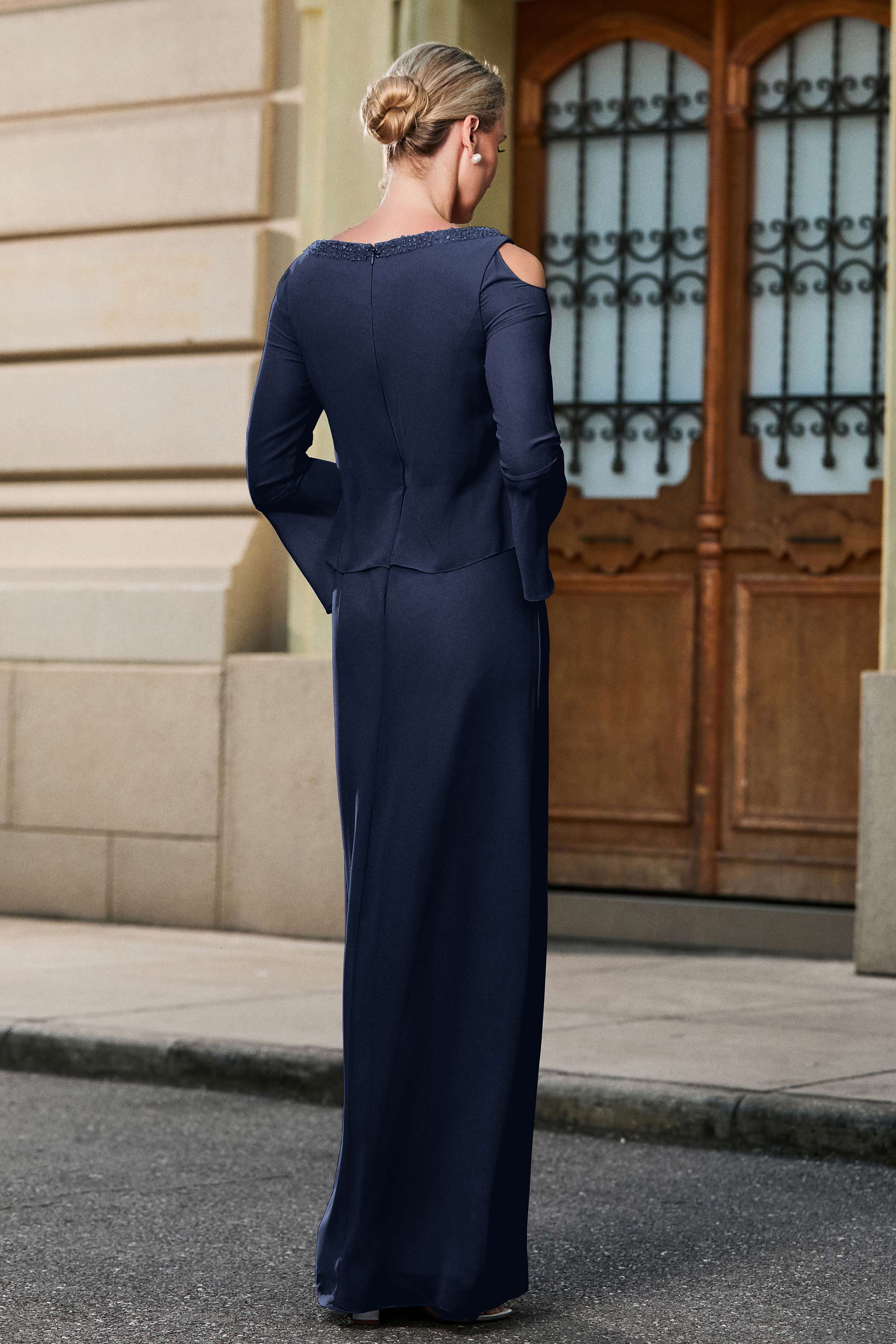 [Dark-Navy]