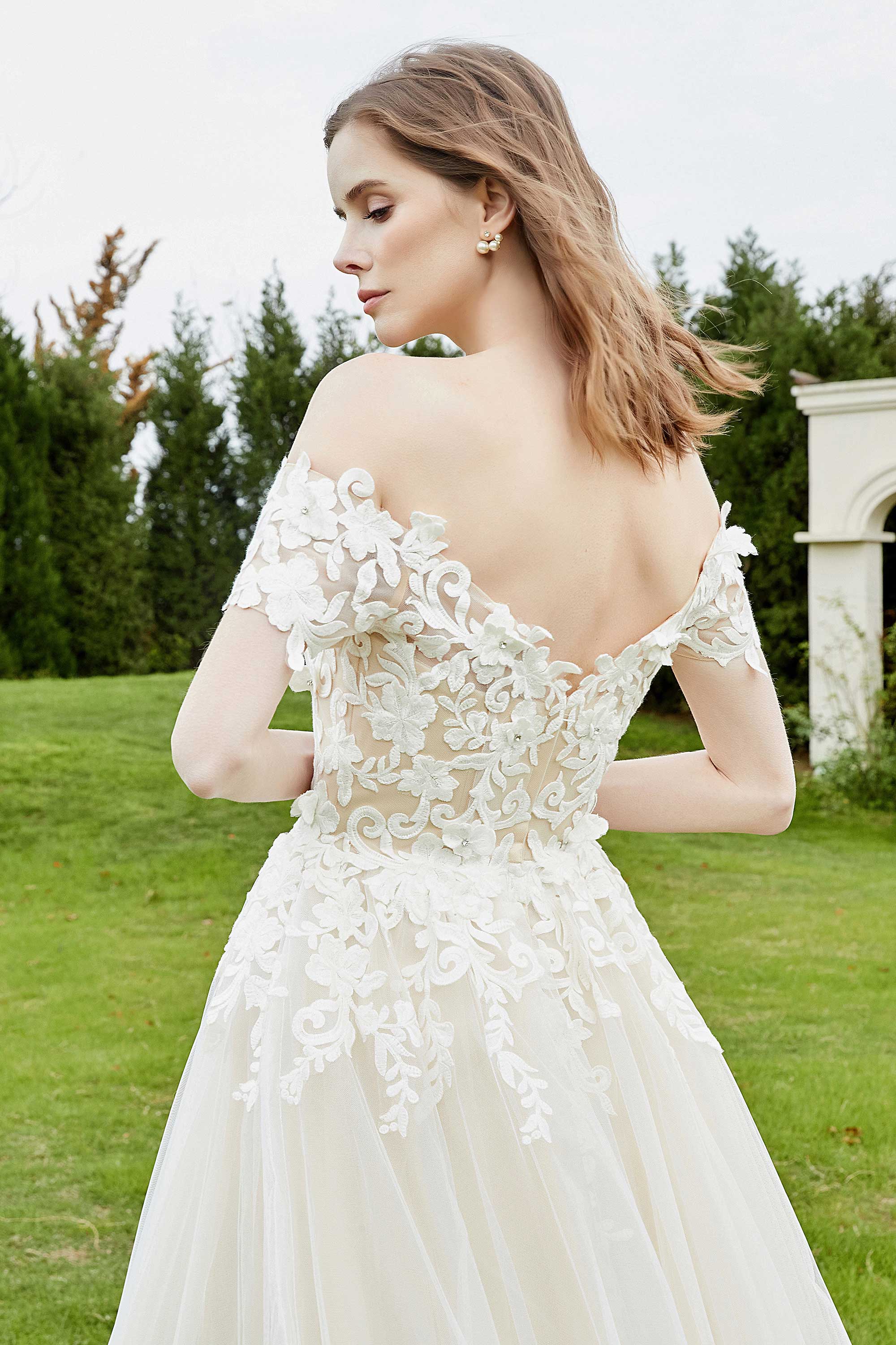 [Ivory]