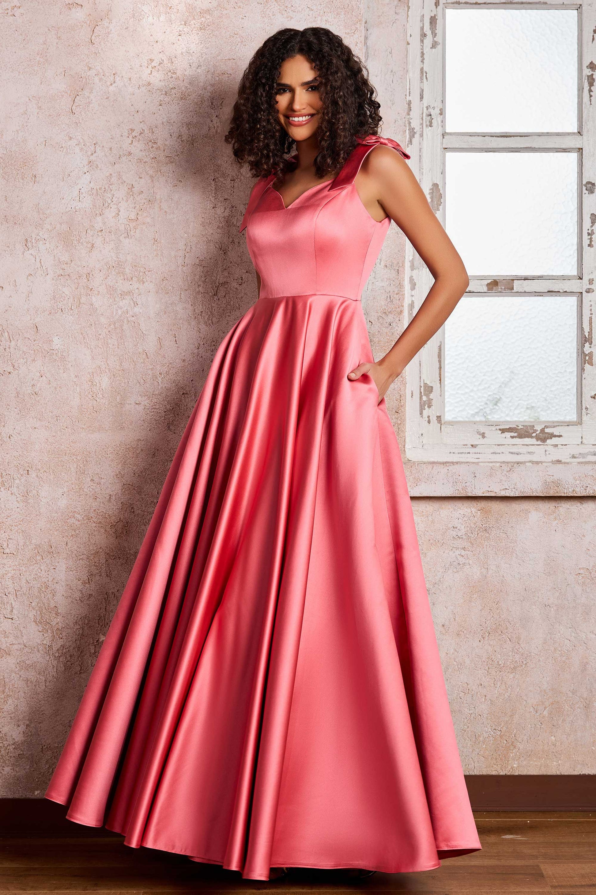 V-neck Bowknot Straps Satin Dresses With Pockets – DUNTERY