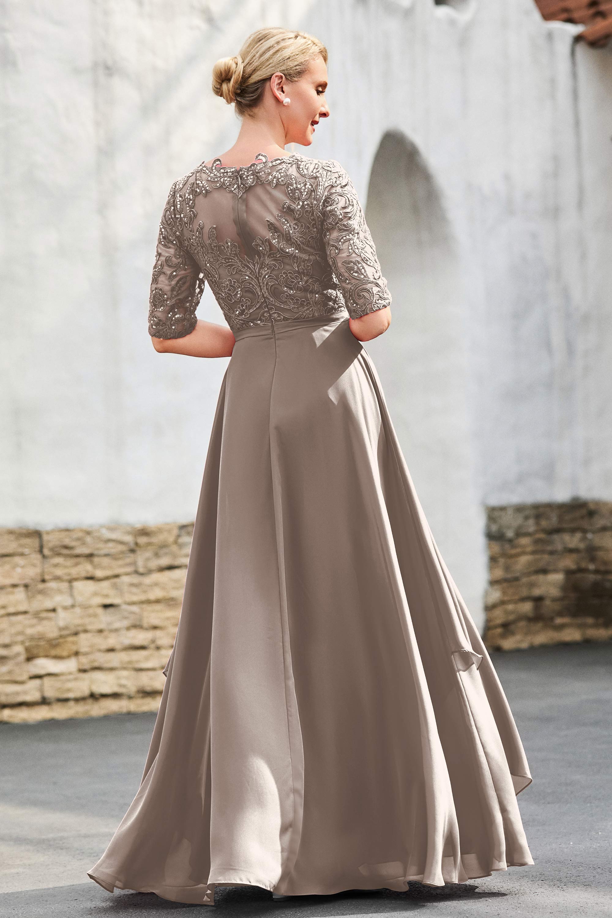 [Taupe]