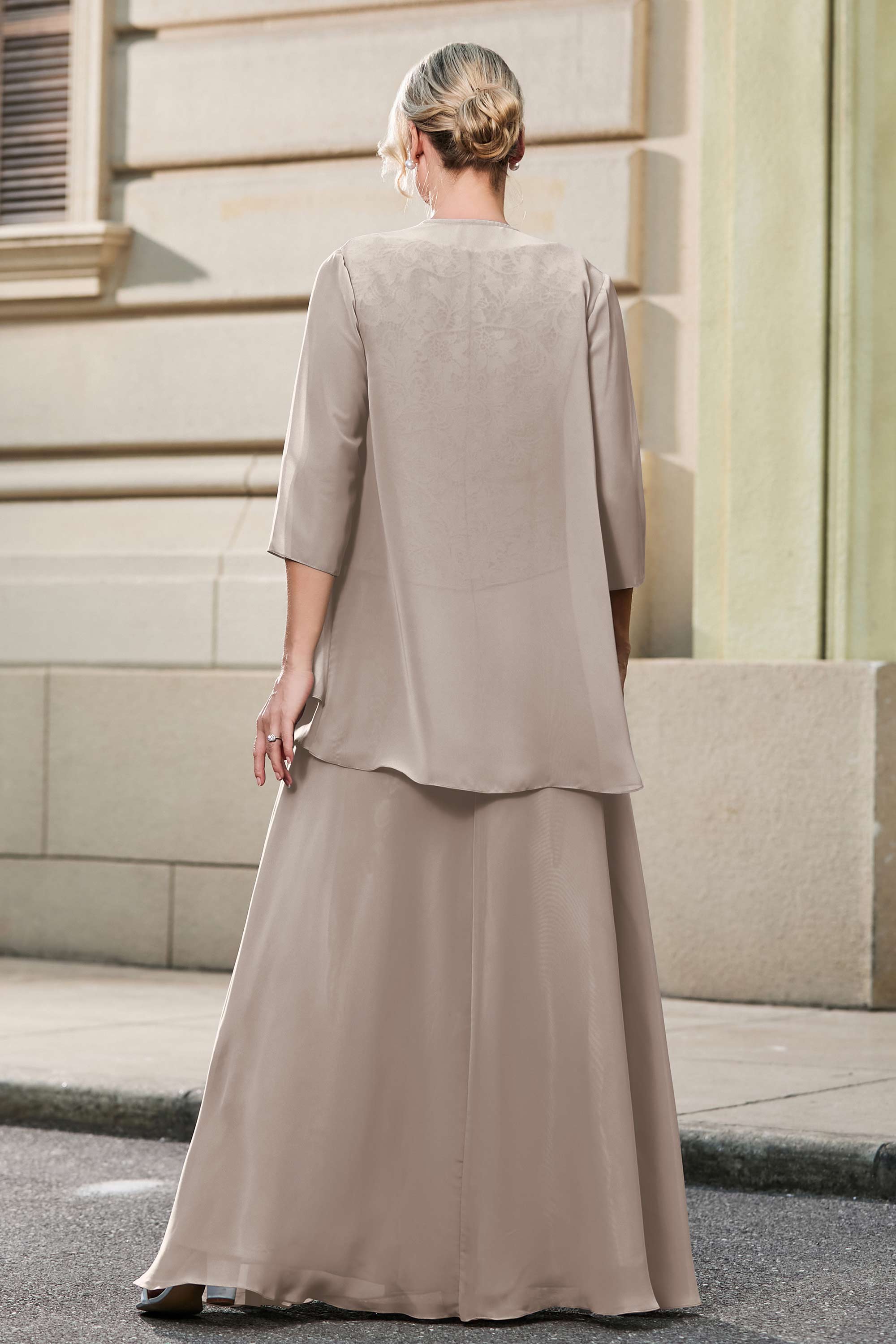 [Taupe]