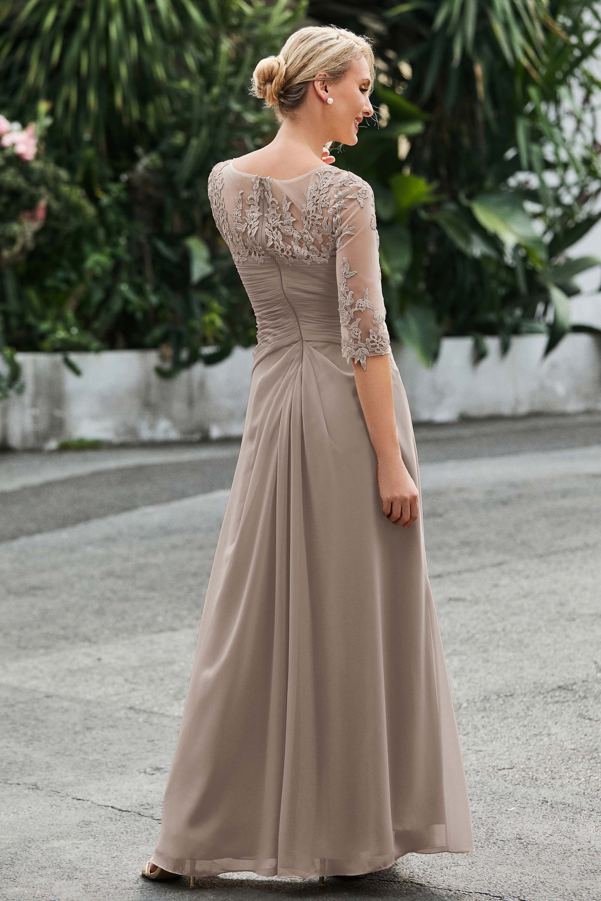 [Taupe]