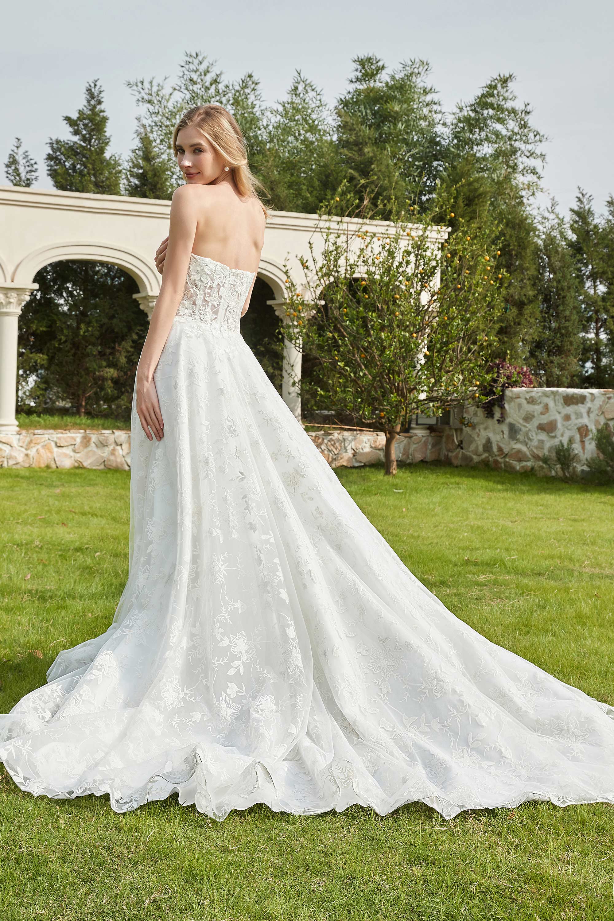 [Ivory]