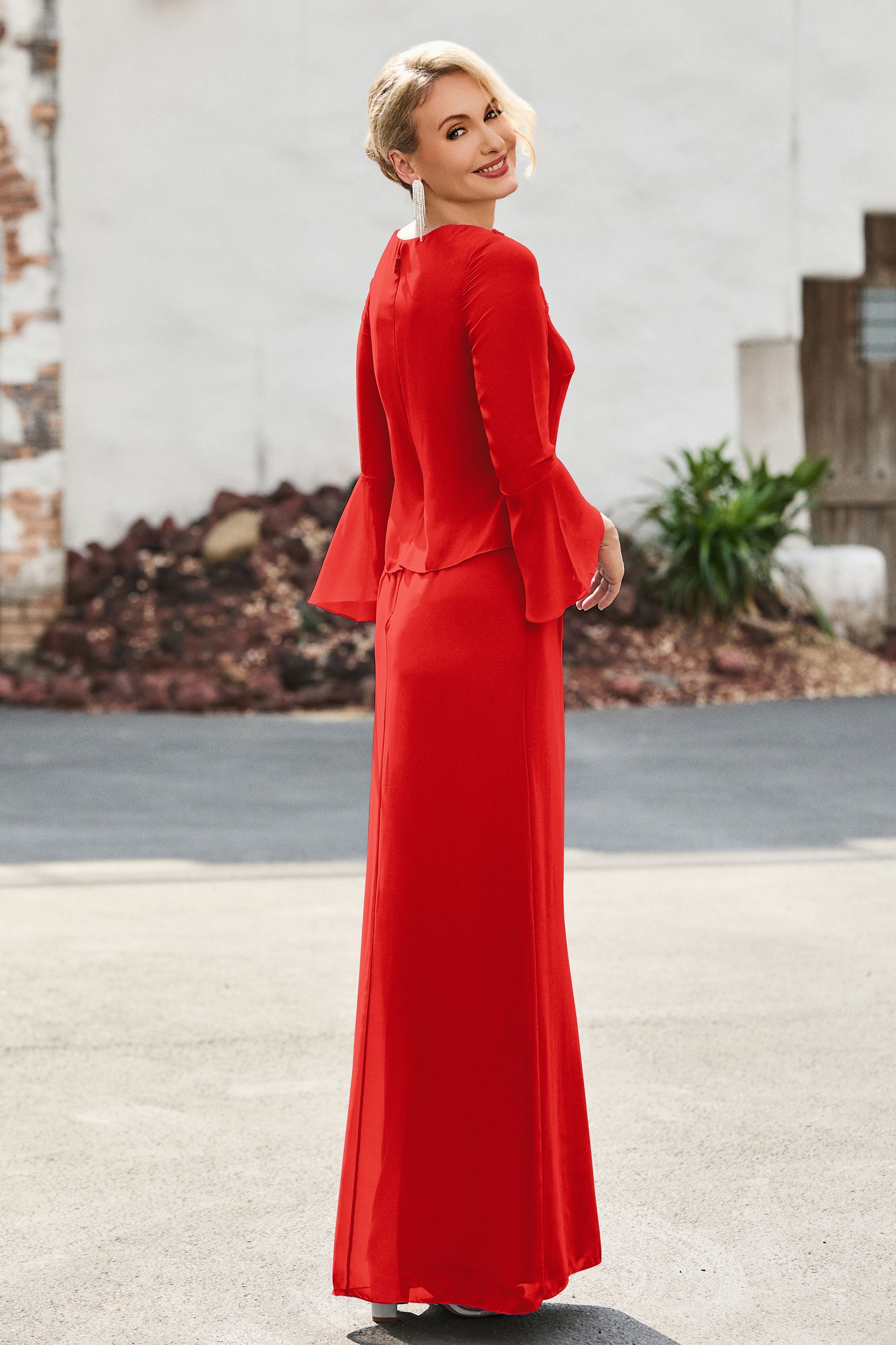 [Red]
