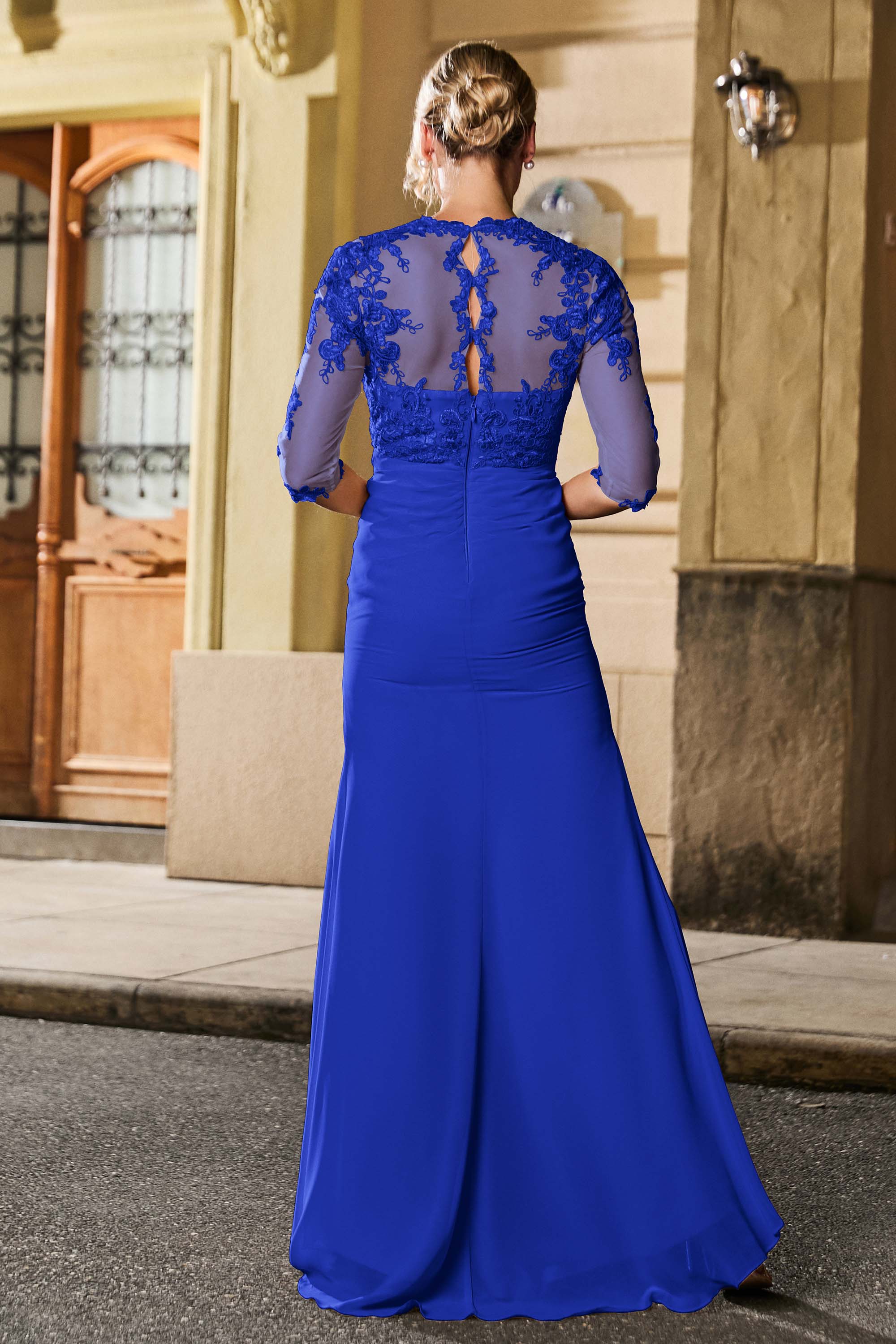 [Royal-Blue]