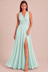 Keila V Neck