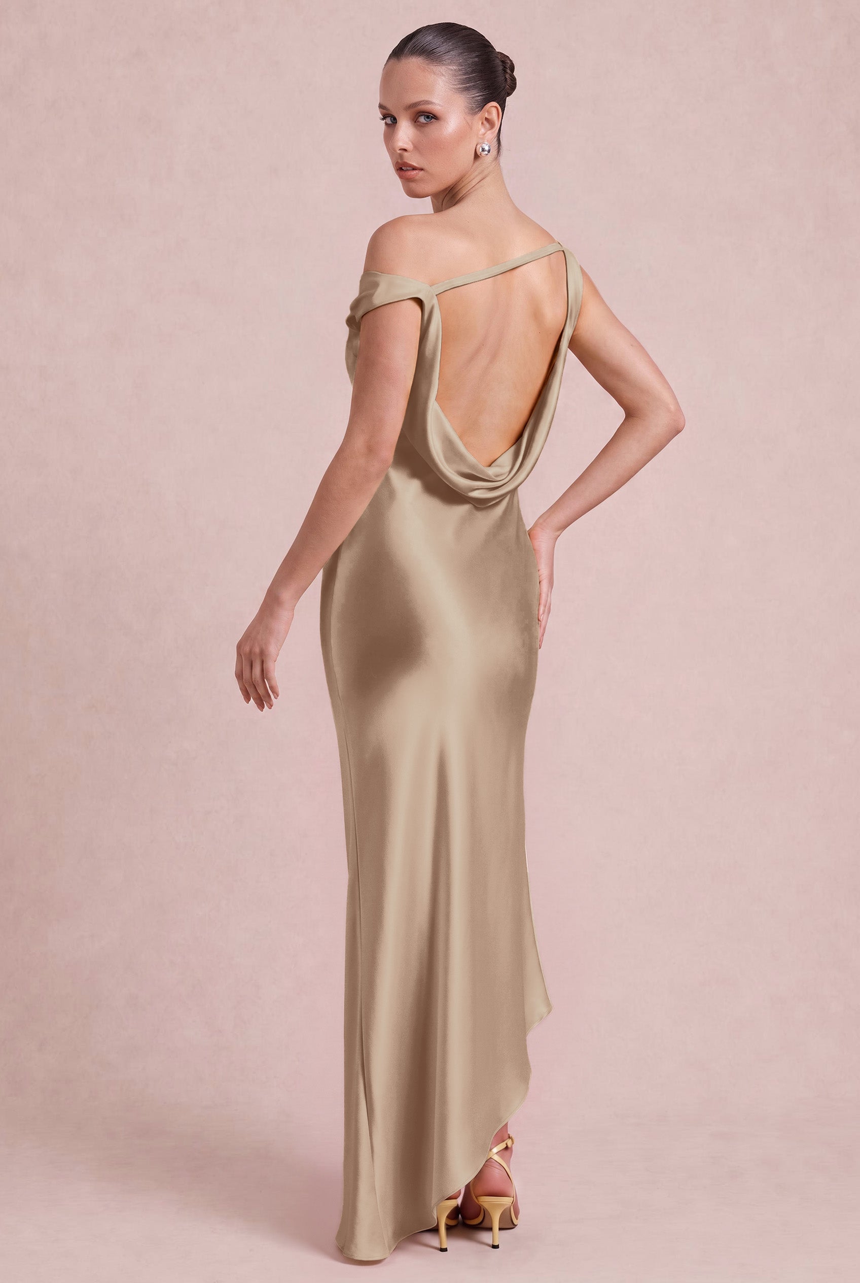 [Taupe]