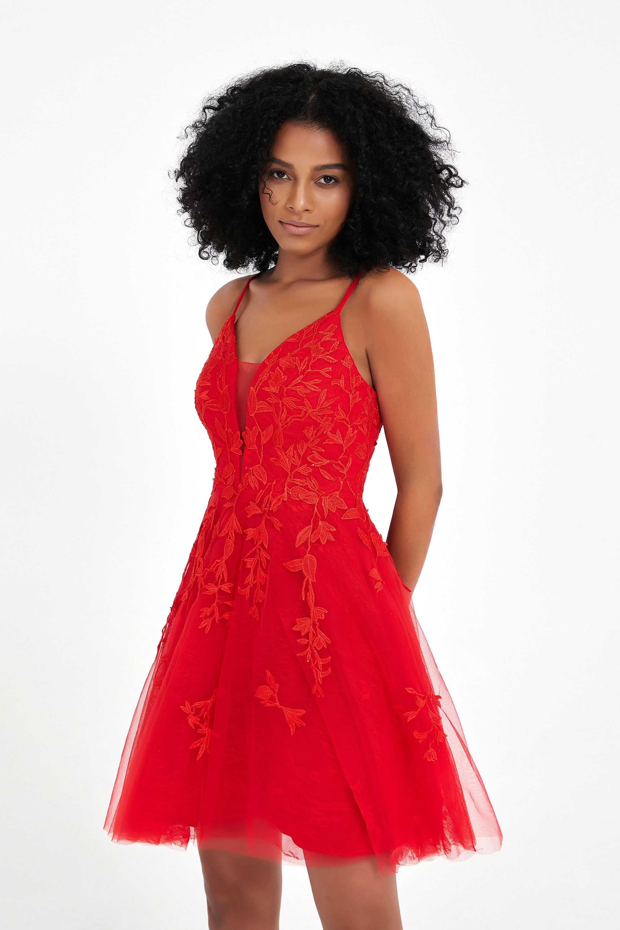[Red]