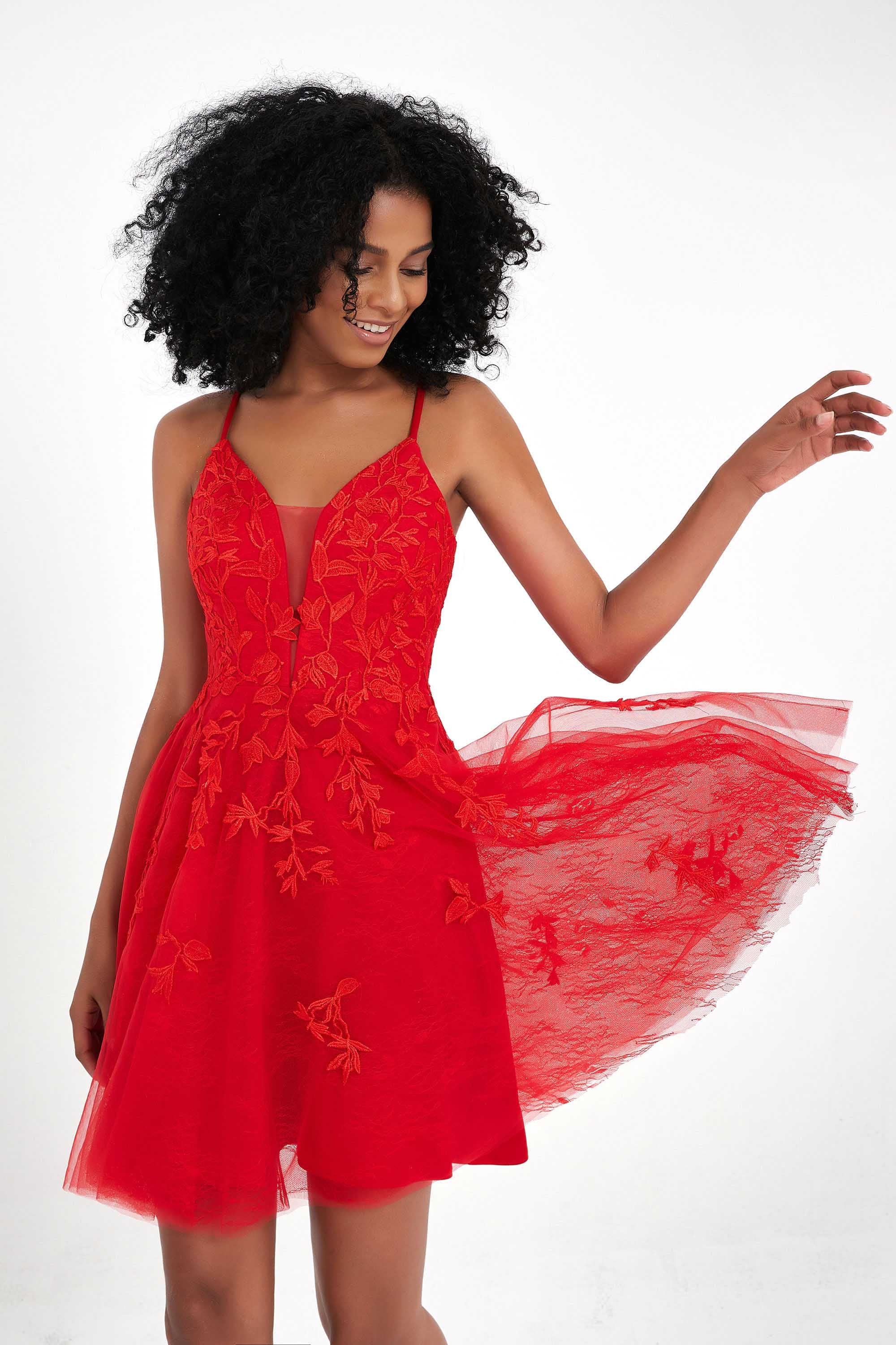 [Red]